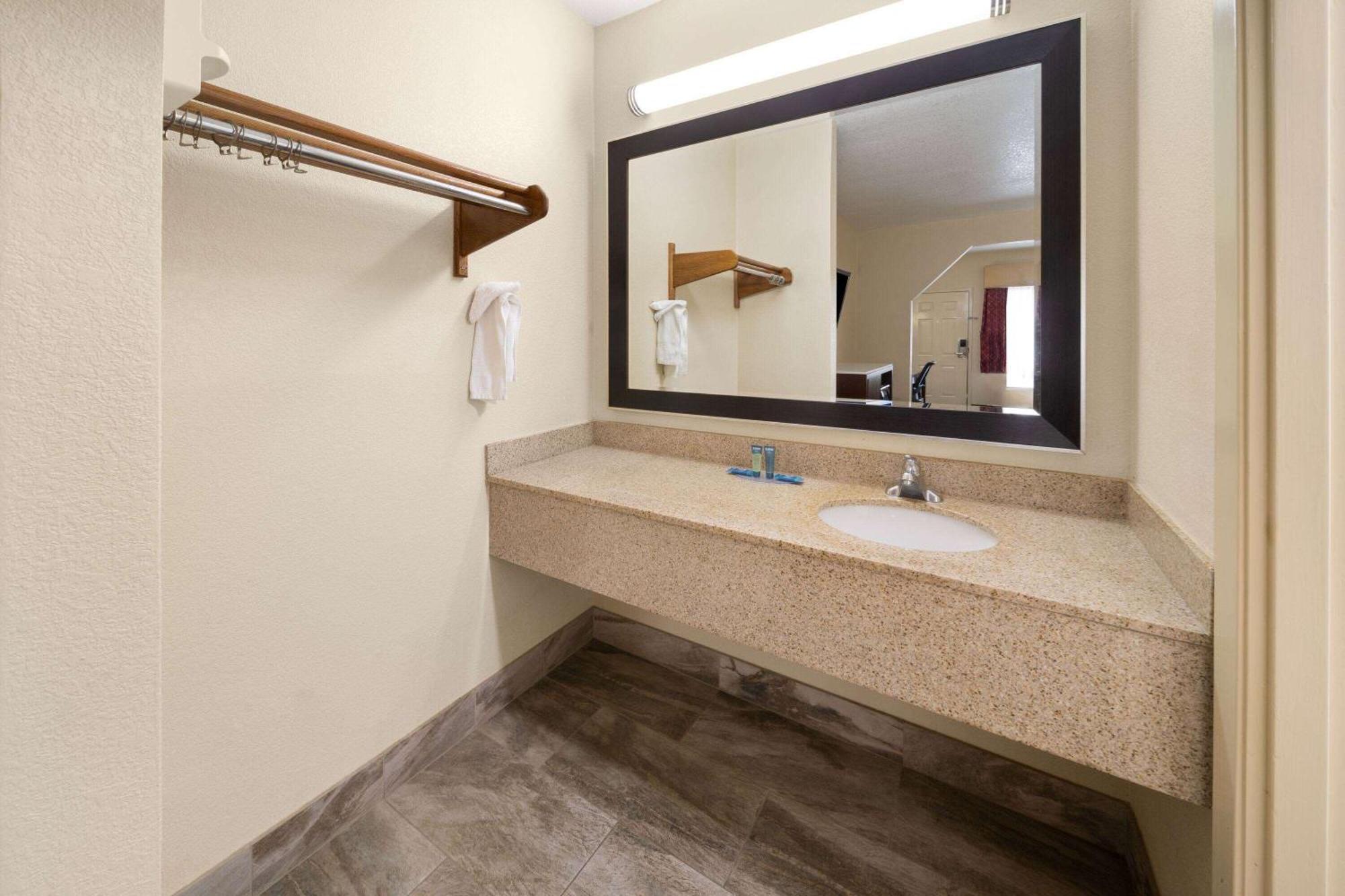 Hotel Оксфорд Экстерьер фото
